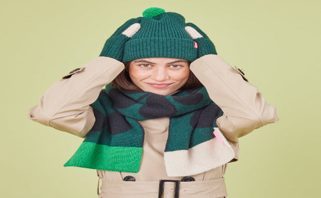 Colour Pop Wool Gloves - Forest Black