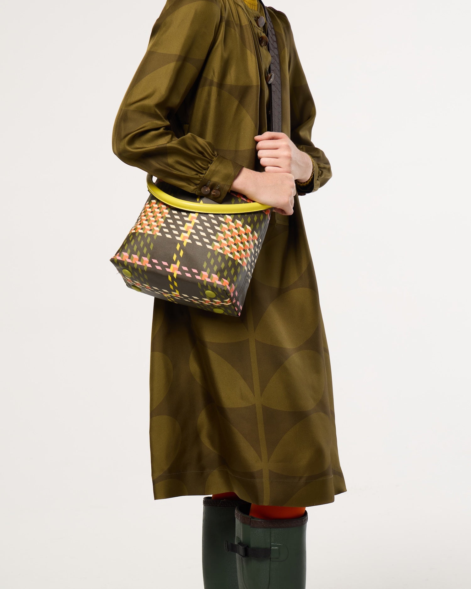 Cross Carry Shoulder Bag - Cubic Check Cocoa