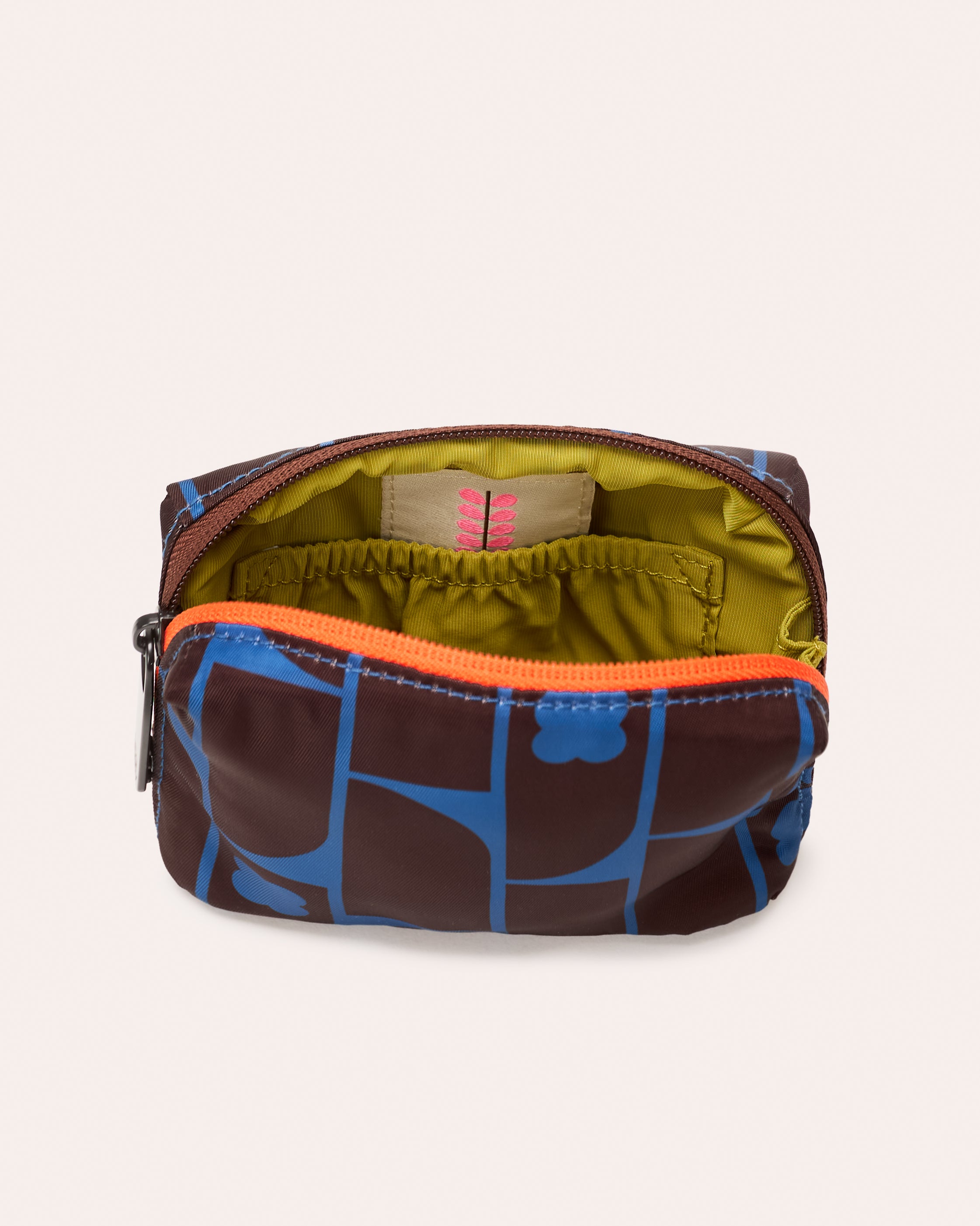 Beta Small Pouch - Metro Tile Ink