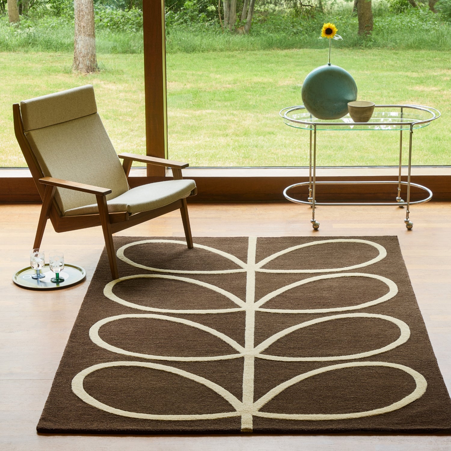 Linear Stem Rug - Walnut
