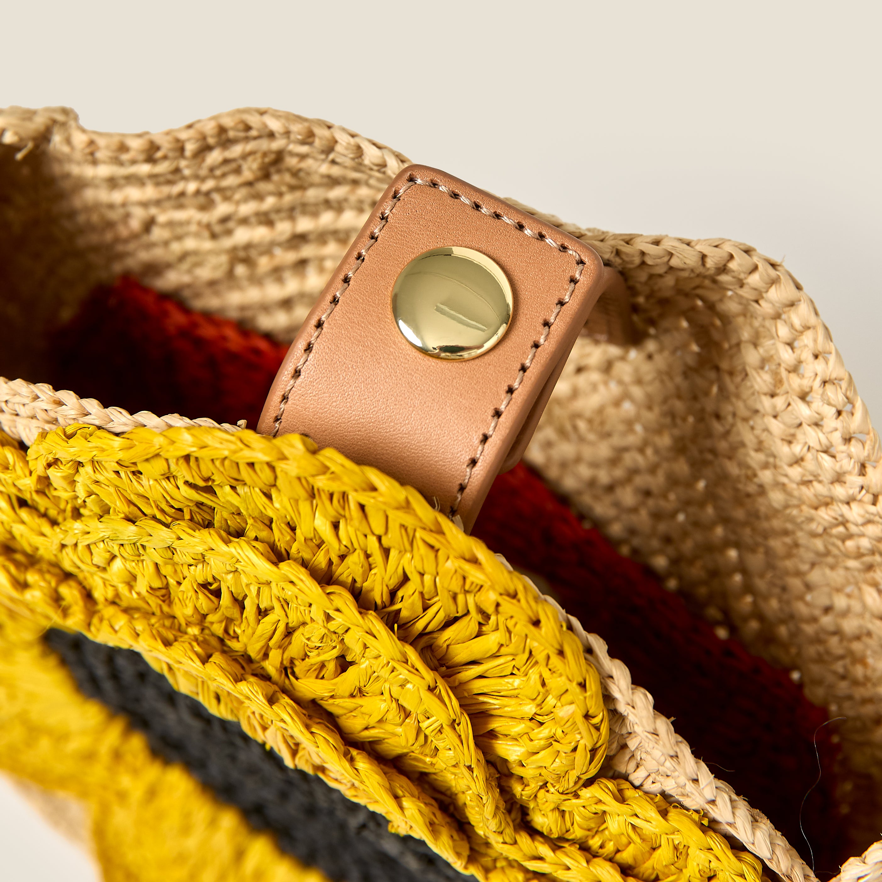 Flower Circle Raffia Crossbody - Sunflower