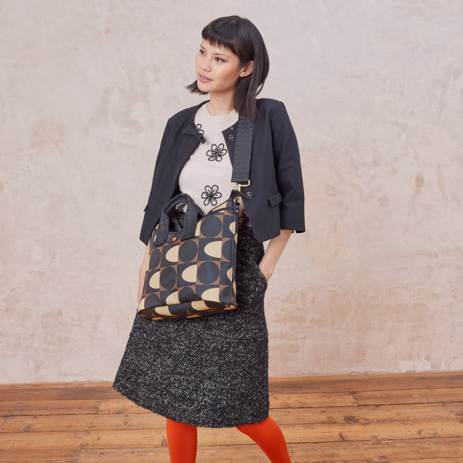 Carry Grab Crossbody Bag Spot Square Mocha