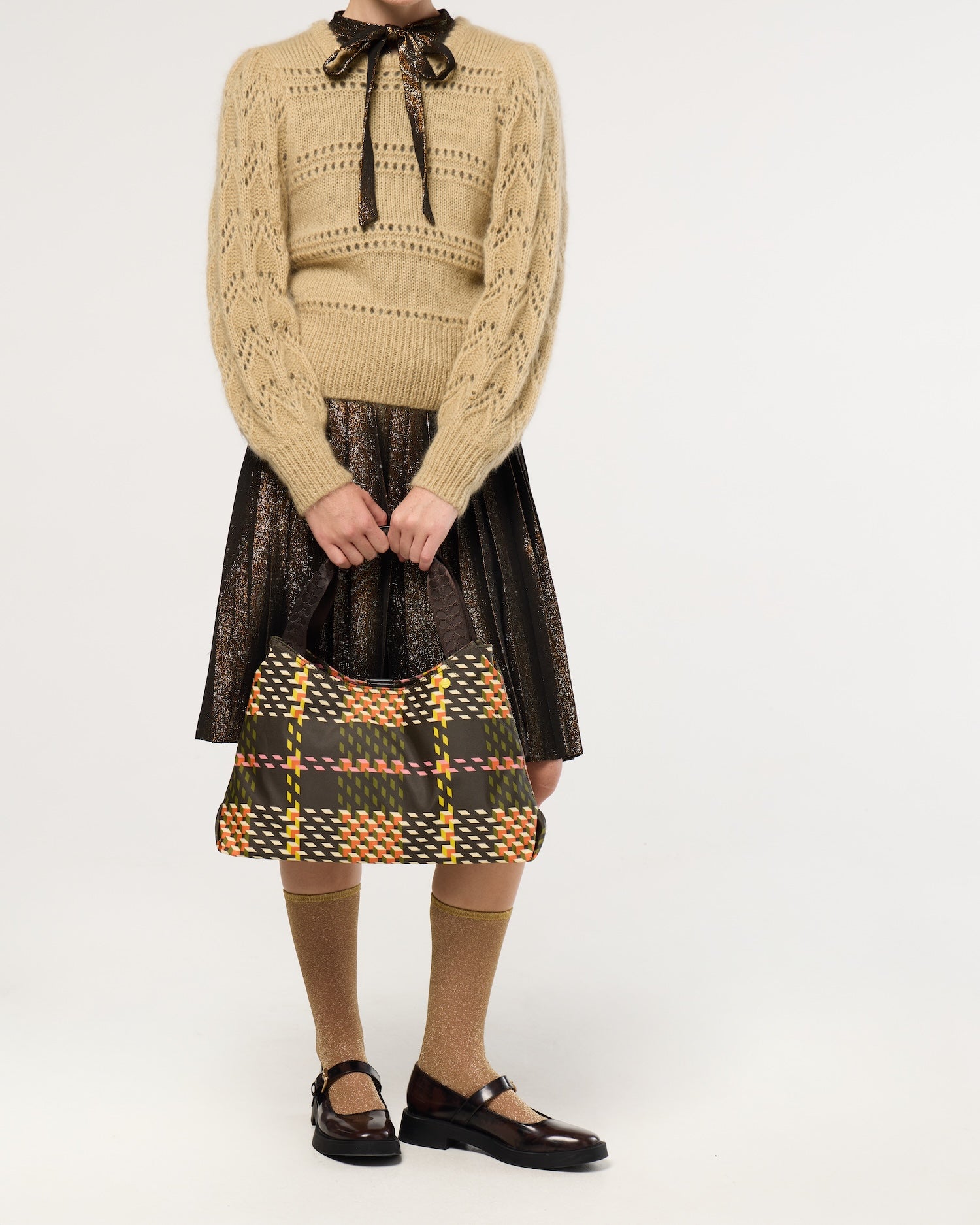 Classic Shoulder Bag - Cubic Check Cocoa