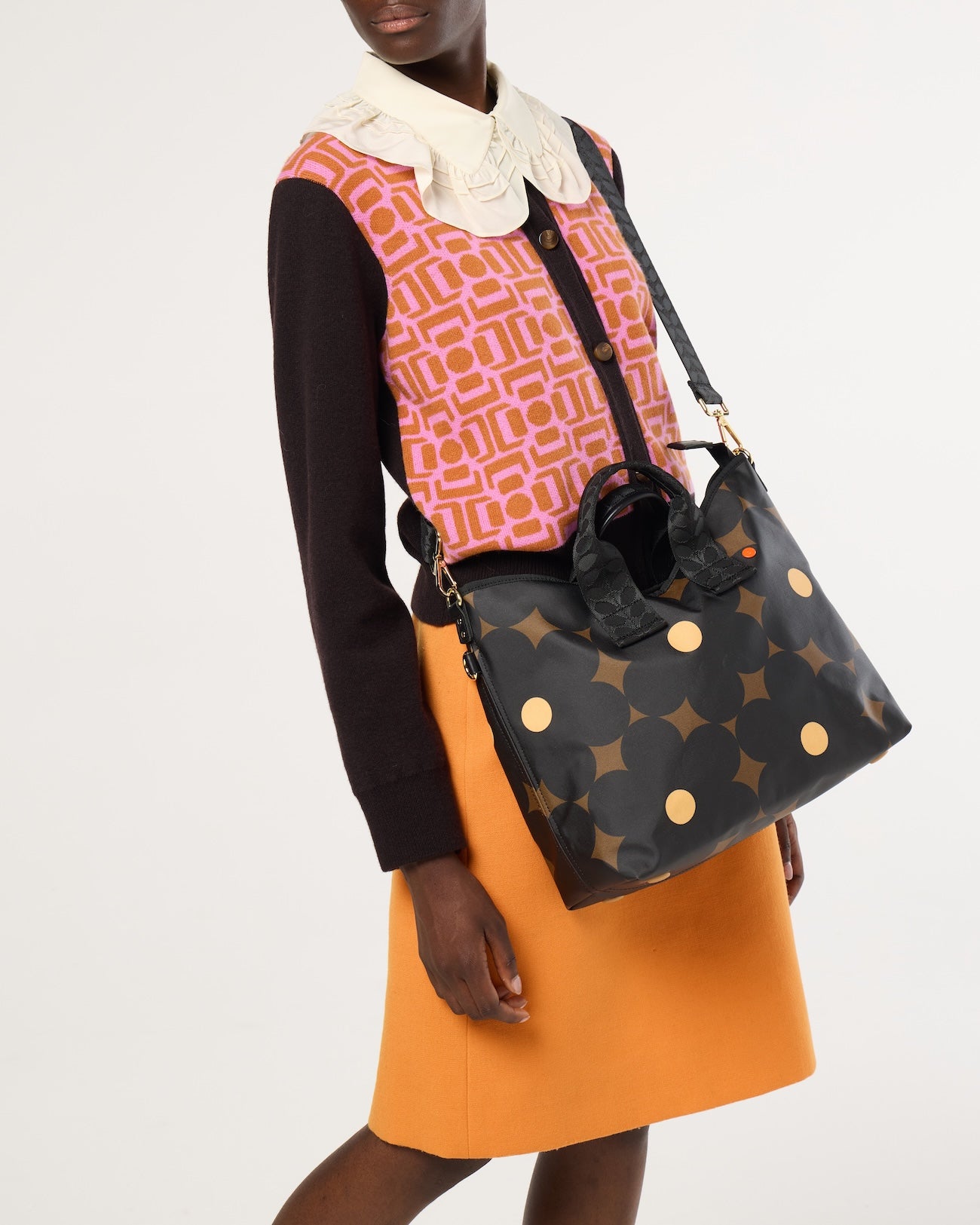 Carry Grab Crossbody - Flower Power Ebony