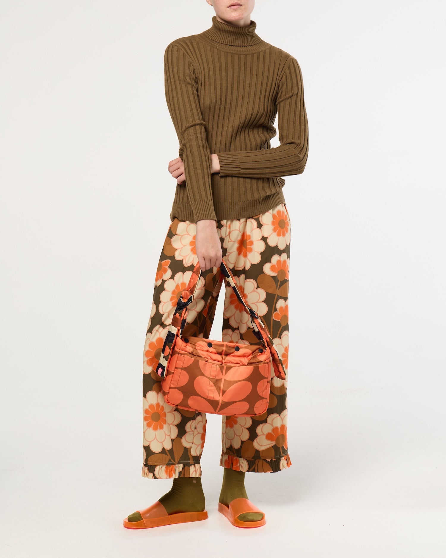 Reversible Puffy Shoulder Bag - Solid Stem Marmalade and Clementine