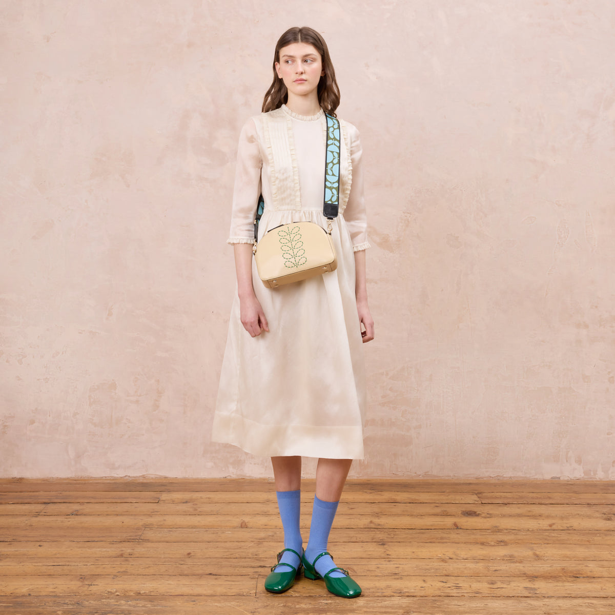 Luna Crossbody Whipstitch Stem