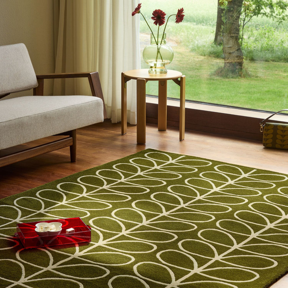Linear Stem Rug