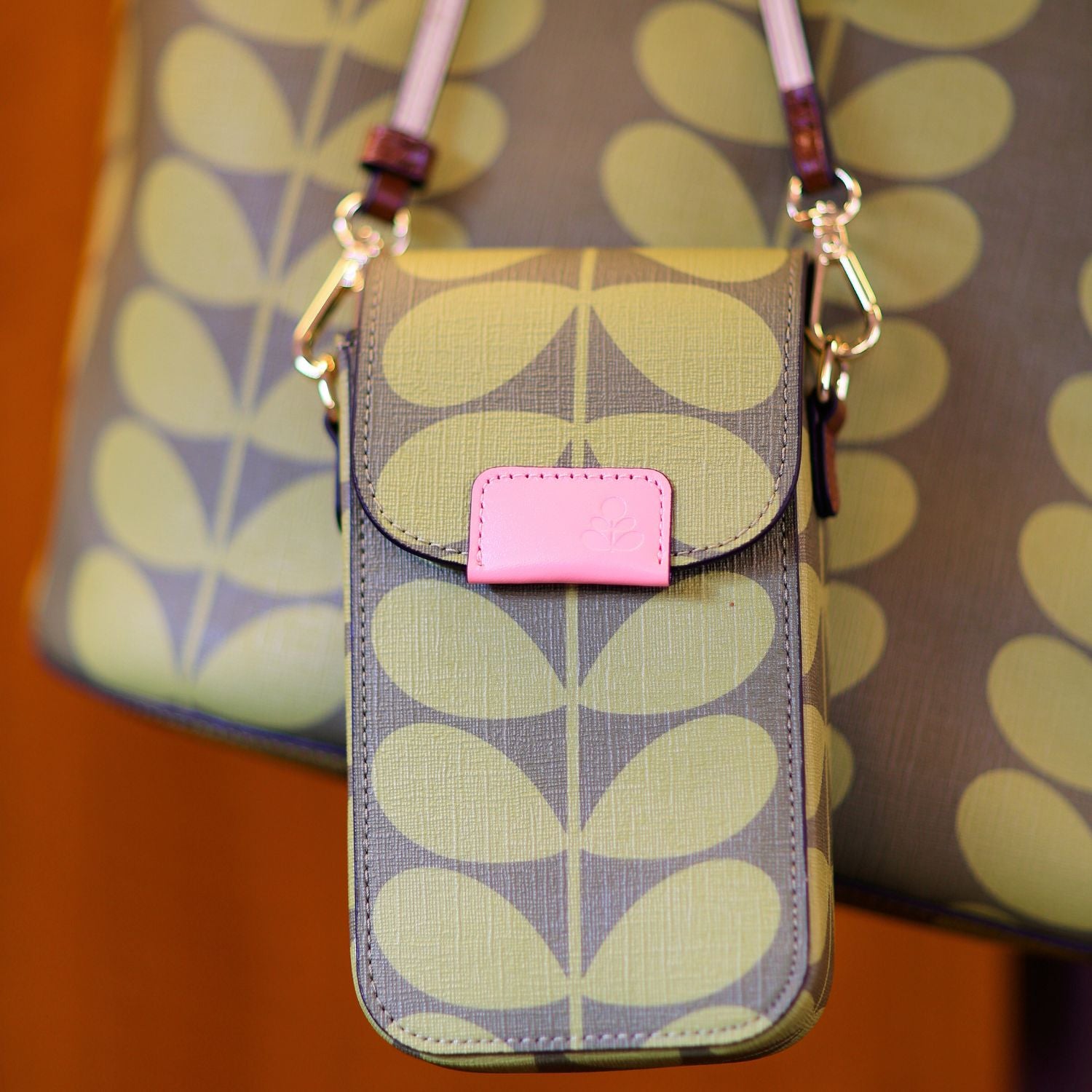 Block Handbag | Orla Kiely Women's Square Shape Bag | Olive Green Stem