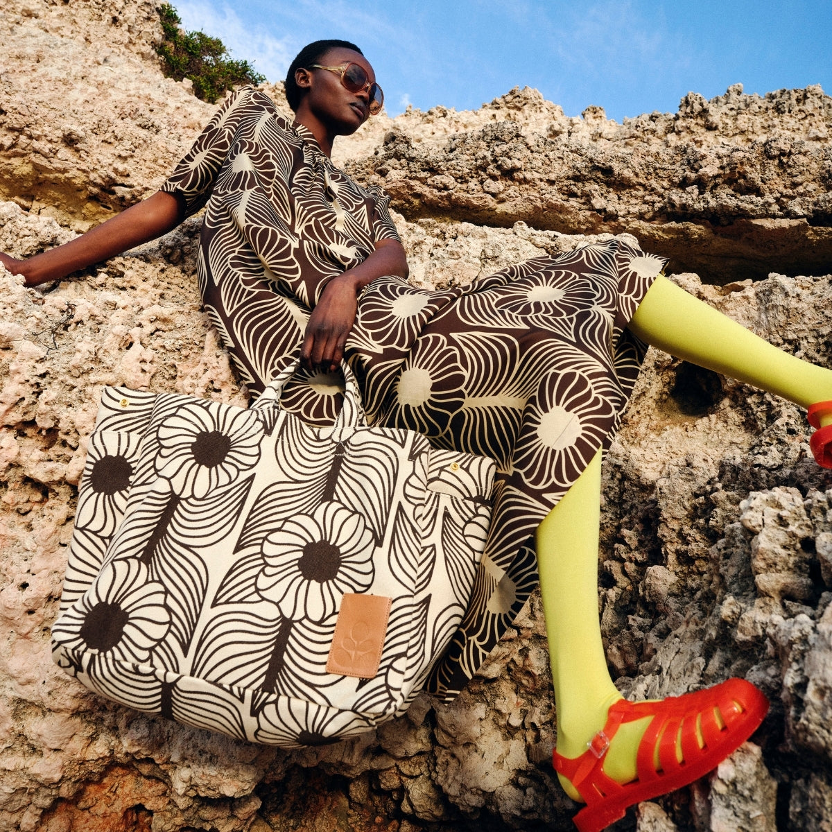 Gable Cotton Canvas XL Tote - Moonflower Desert