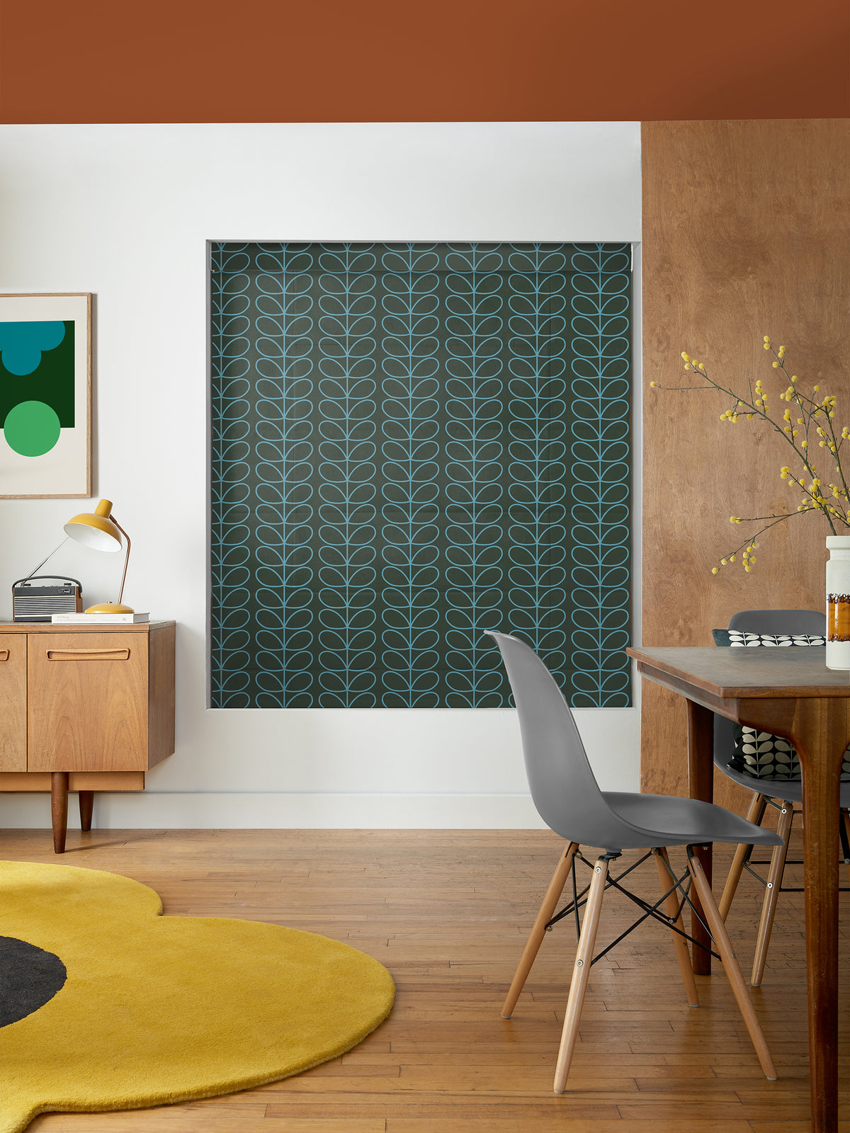 Linear Stem Evergreen Made to Measure Roman Blind