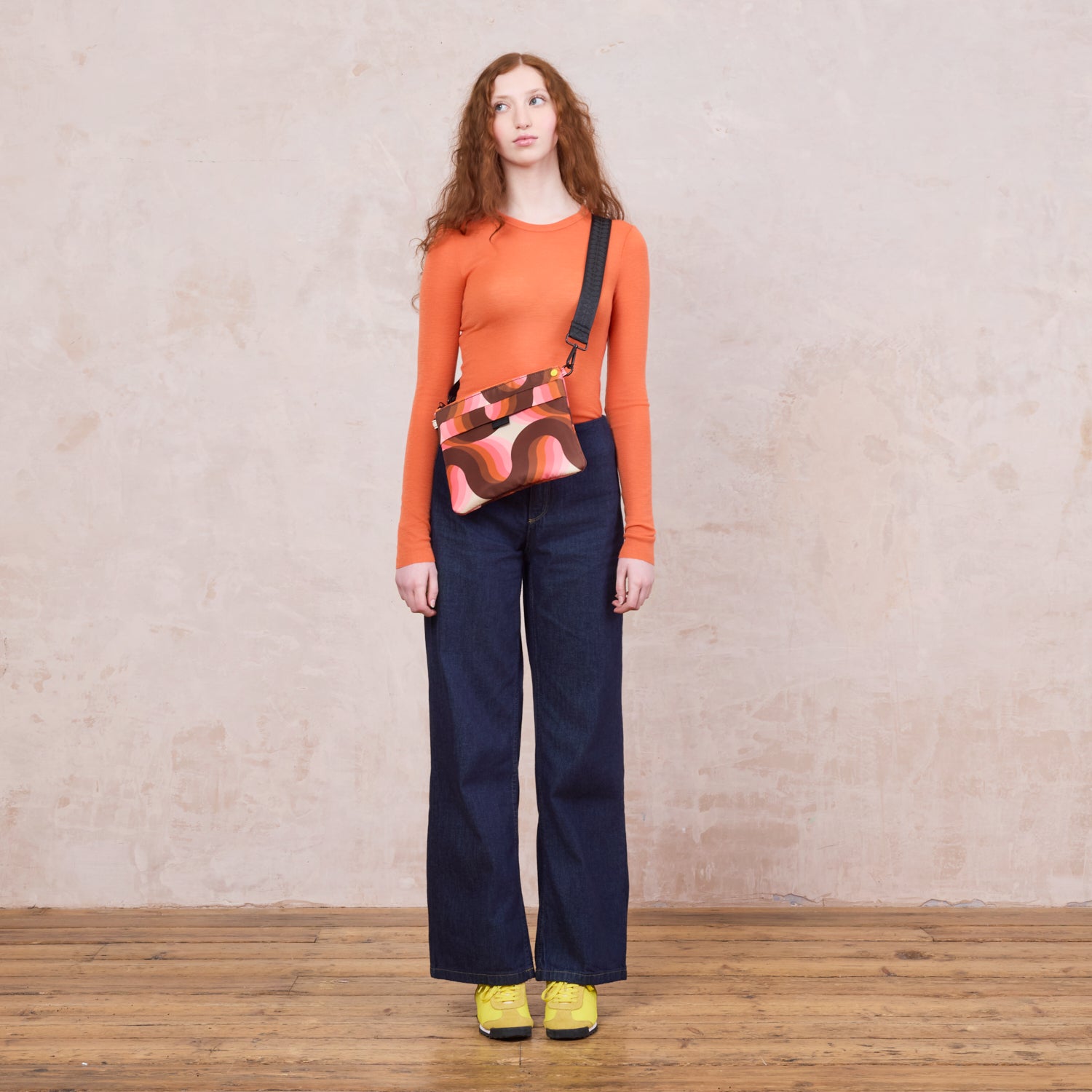 Quadrant Crossbody - Rolling Waves Rose