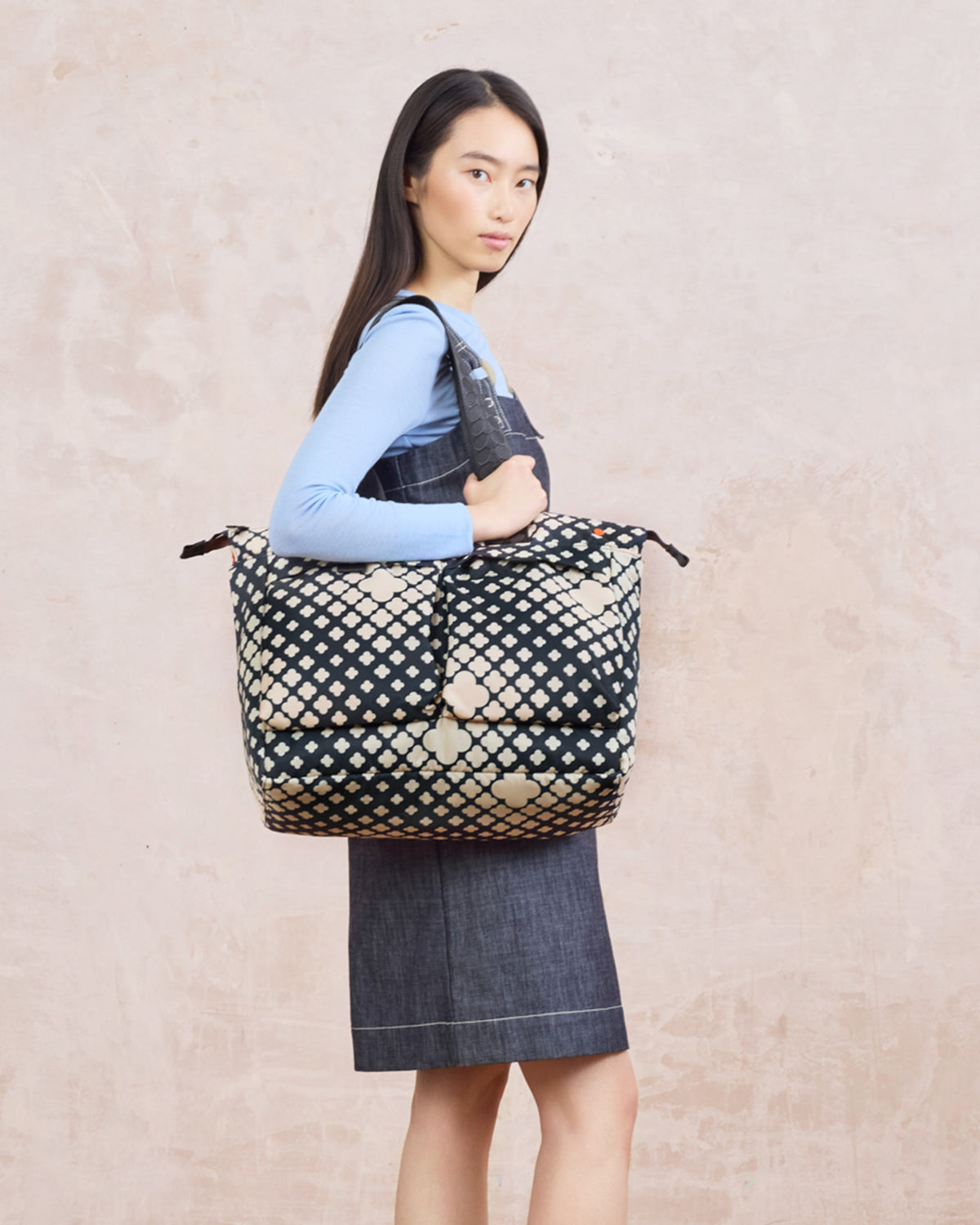 Axis Tote - Flower Galaxy Midnight
