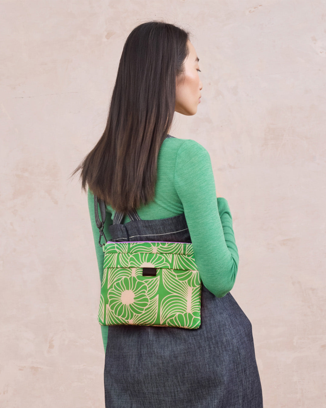 Quadrant Crossbody - Moonflower Spring Green